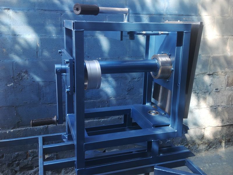 Ручний верстат для виготовлення гофроколіна