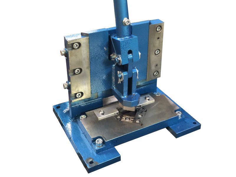 Вирубний прес для кутових касет